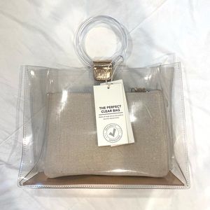 BRAND NEW - The PERFECT CLEAR BAG